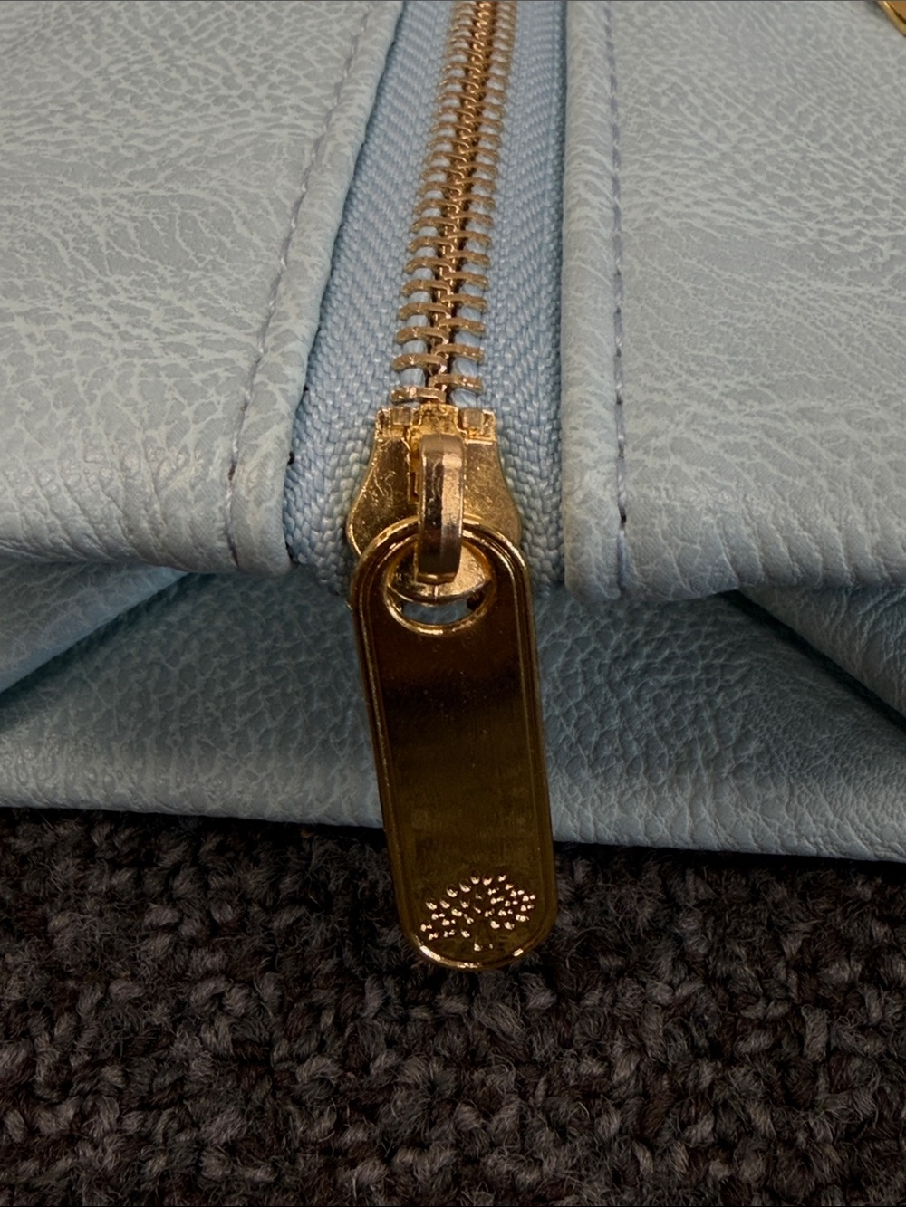 Mulberry Sky Blue Leather Cosmetic Case with Gold Tree Medallion - Picture 3 of 11